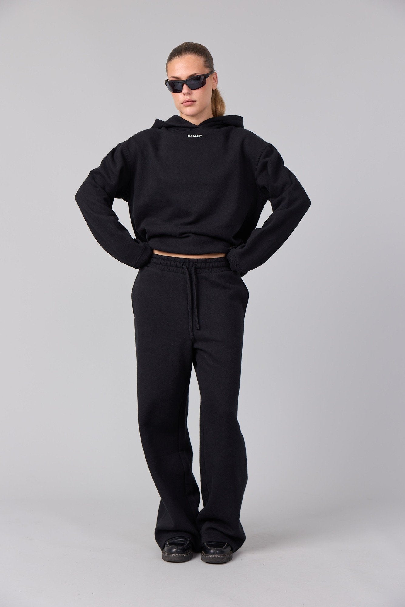 11BASECAMP STRAIGHT SWEAT PANT