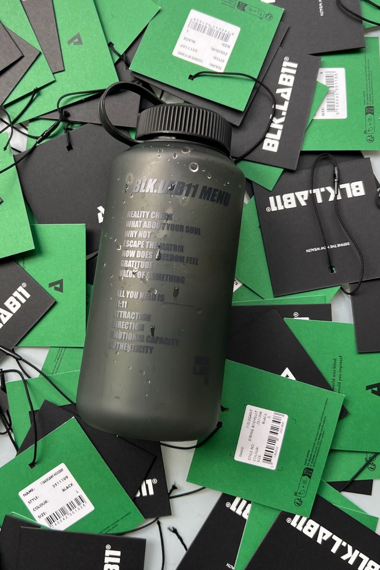 11HYDRATE WATER BOTTLE