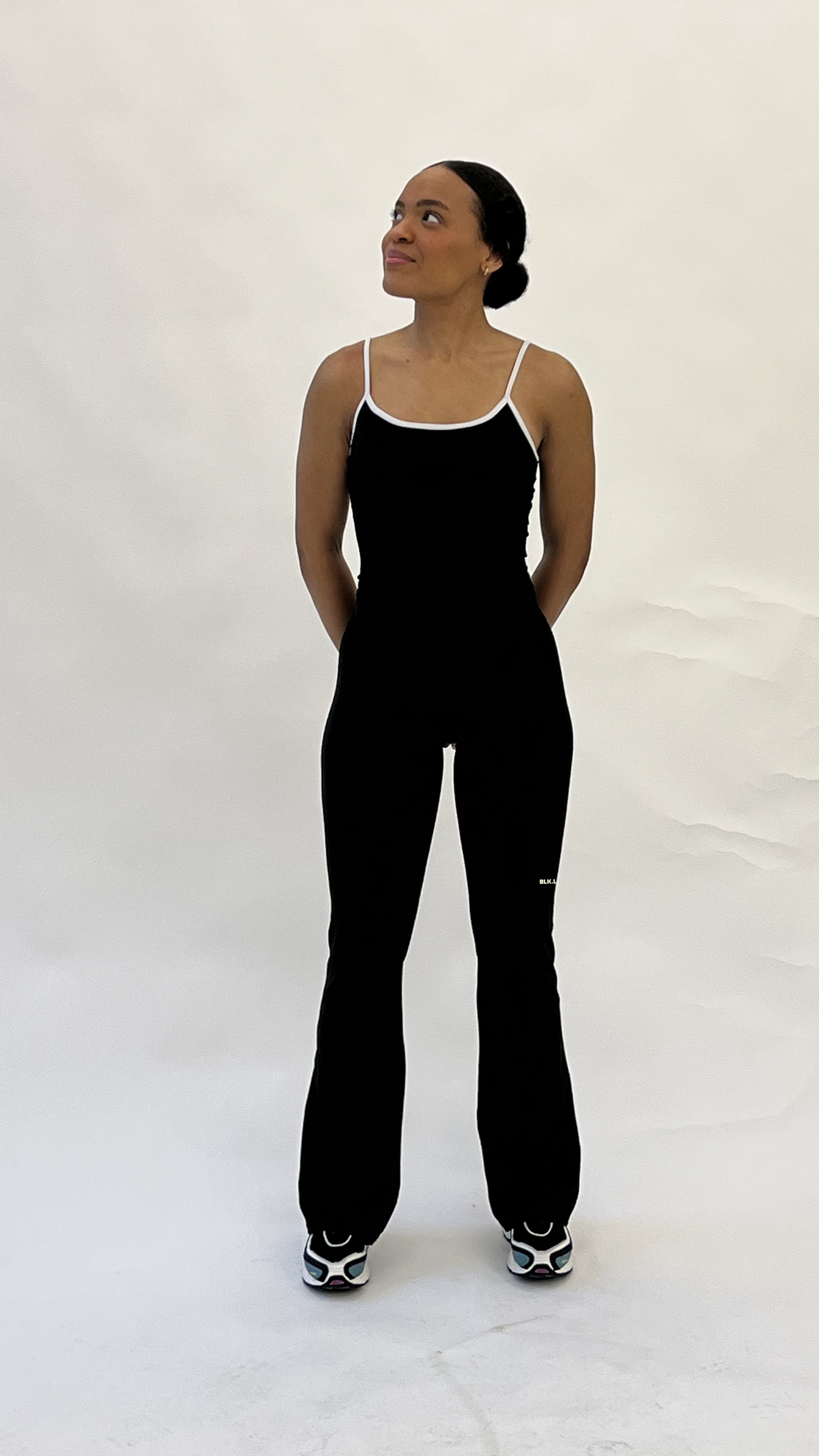 11GROUNDING FLARED PANT